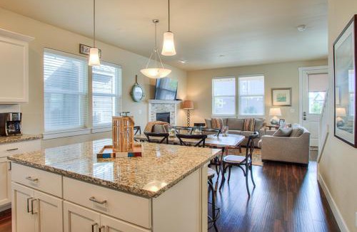 Ocean Shores House | Crabby Daddy & The Blue Mermaid