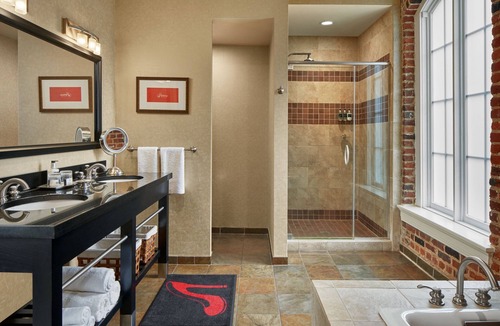 Central Business District Hotel | Craddock Terry Hotel, Lynchburg, a Tribute Portfolio Hotel