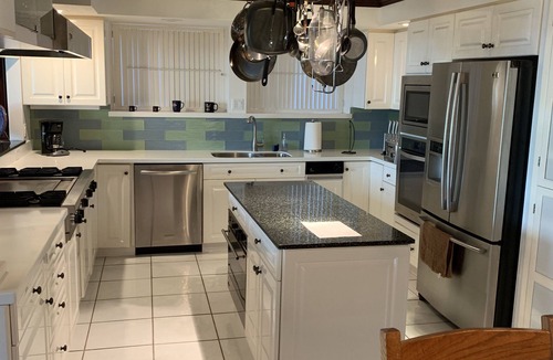 Osceola House | Craftsman Built Baugo Bay Waterfront Sleeps 14