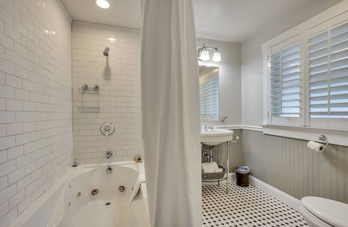 Calistoga Bed & Breakfast | Craftsman Inn