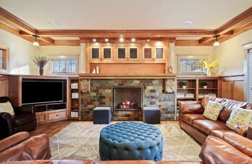 River Terrace House | Craftsman style Awbrey Home