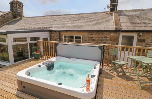 West Woodburn House | Crag View