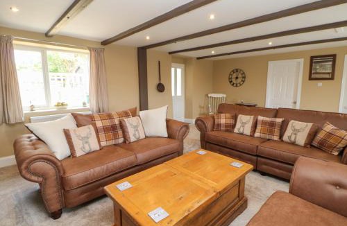 West Woodburn House | Crag View