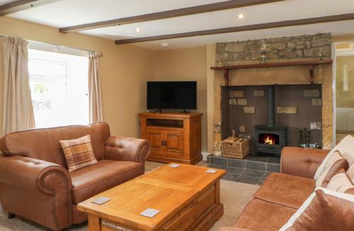 West Woodburn House | Crag View