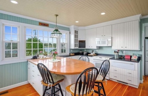 Centerville House | Craigville Long Beach Beachfront rental home. On private beach. RPMS029