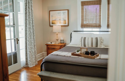 Snow Shoe Bed & Breakfast | Cramer Family Mountain Inn