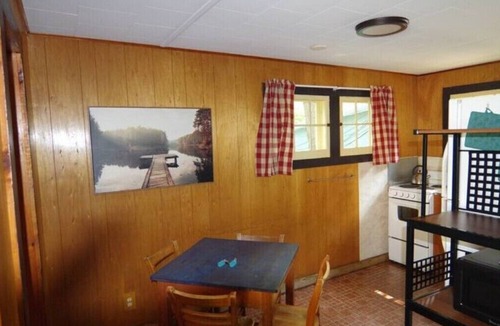 Lake George Cabin | Cramer's Lake George - Cabin 19