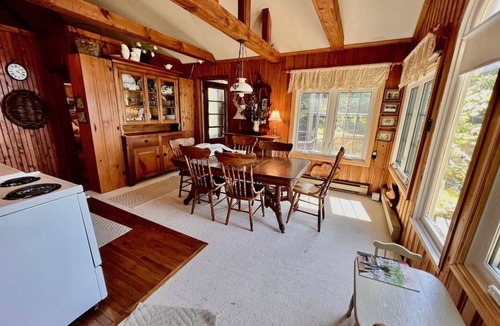 Havelock-Belmont-Methuen Cottage | Cranberry Cove on Kasshabog Lake