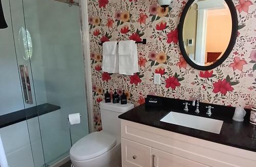 Bala Bed & Breakfast | Cranberry Moon Inn