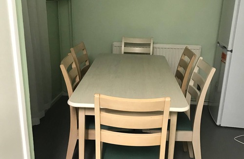 Cranfield House | Cranfield Guesthouse