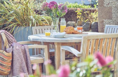 Craster House | Craster Reach