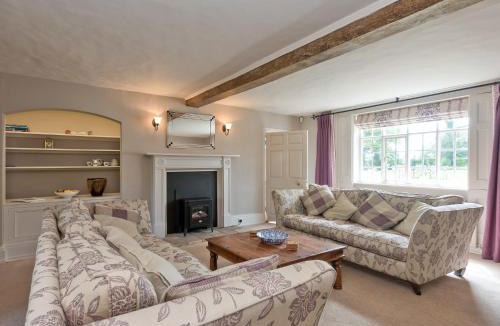 Beccles House | Cravens Manor