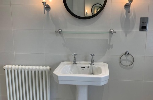 Netherley Bed & Breakfast | Crawfield Grange