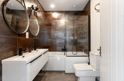 Hurley Cabin | Crazy fox garden cabin