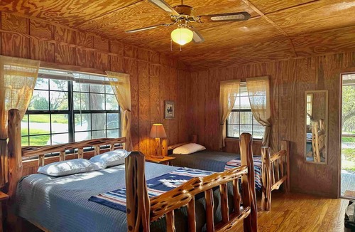 Bandera Bed & Breakfast | CRC Ranch Retreat
