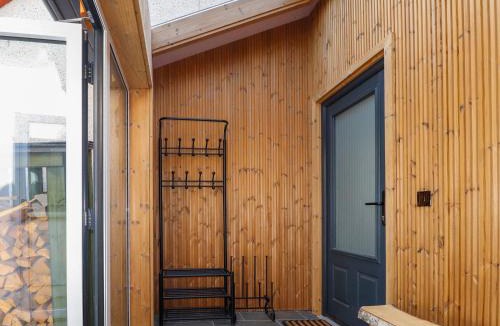 Newtonmore House | Creag Dhubh Cottage