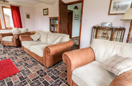 Newtonmore House | Creag-na-Sanais