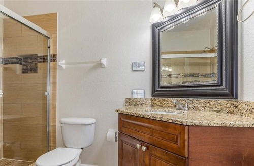 Crestwynd Bay Condo | **Create Magic Moments steps away from Waterpark & Pool. On Disney's Doorstep**
