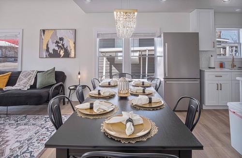 Near East Side House | Create Memories 4BR/3BA Near Riverwalk & Downtown!