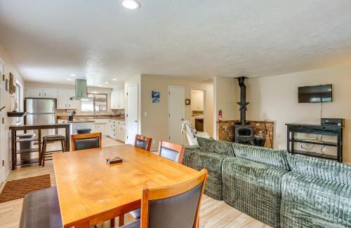 Cottage Grove House | Creative Escape! Eagles Nest Hideaway