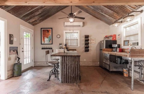 Waco House | Creatively colorful and cozy cabin on the Brazos!