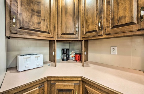 Rohrerstown Apartment | Creek Access & Deck: ‘Runningwater’ Lancaster Gem