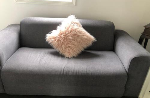 Traralgon Bed & Breakfast | Creek Cottage Bed and Breakfast Traralgon