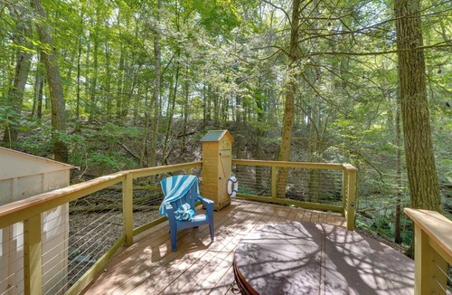 Phillipsport Cottage | Creek Dips & Smores: Catskills Gem