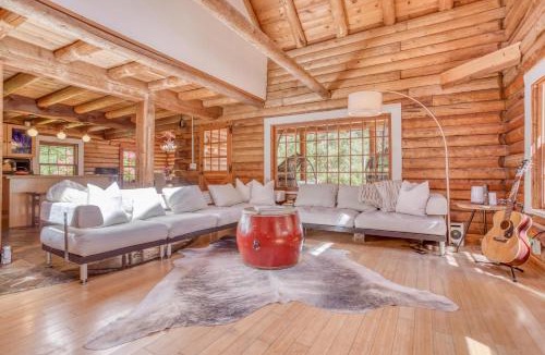 Neskowin House | Creek Haven - Meredith Lodging