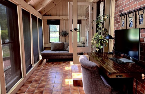 Nathrop Cabin | Creek & Mnt View Saltwater Hot Tub Cozy Fire Quiet 4 ac