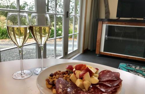 Warkworth Apartment | Creek Retreat