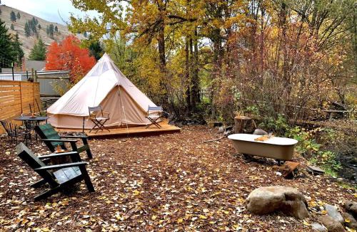 The Dalles Other | Creek-side Retreat - Glamping