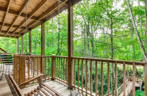 Smoky Mountains House | Creek Song Cabin