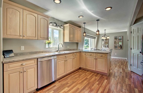 Lincoln House | Creekfront Lincoln Home, Steps from Downtown!