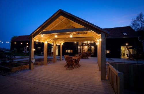 Burnham-on-Crouch Cabin | Creeksea Place Barns