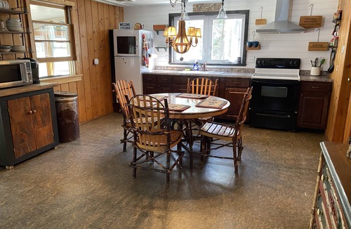 Duncannon Cabin | Creekside Cabin is no longer available.