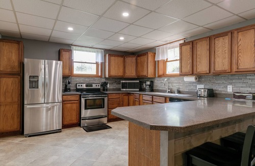 Corning Cabin | Creekside Cabin - Watkins Glen, Corning, Finger Lakes with Hot Tub