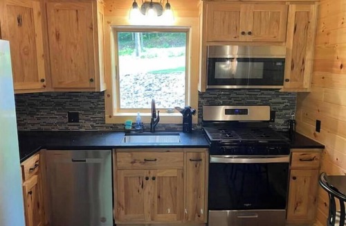Franklin Springs Cabin | Creekside Cabin with Lake Access , Brand new build !
