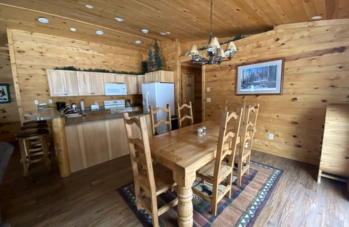 Hill City Cabin | Creekside Cabin With Mountain Views