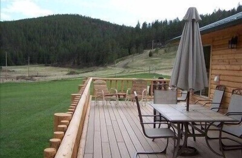 Hill City Cabin | Creekside Cabin With Mountain Views