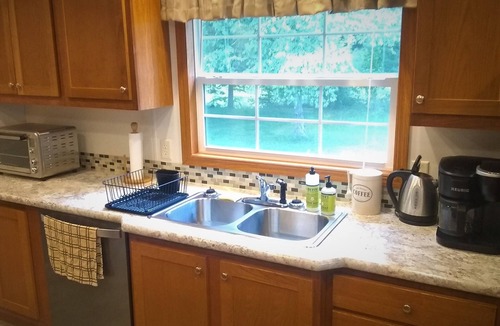 Cranberry House | Creekside Comfort