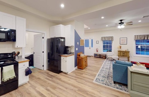 Fly Creek House | Creekside Cottage - Sleeps 10 - Heated Pool!