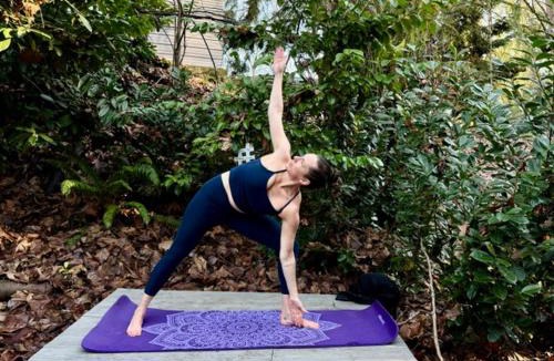 Victory Heights House | Creekside family house w yoga deck