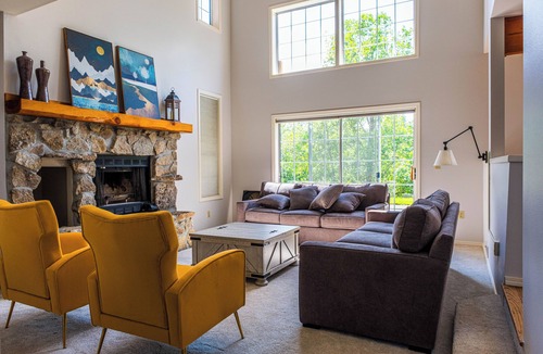 Woods Creek Other | Creekside Farm Escape -Monroe