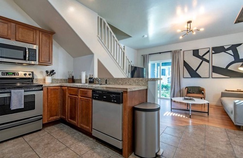 Driggs House | Creekside Forest View