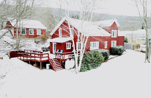 Denver House | Creekside Getaway, a spacious, Elegant Catskill Mountain retreat