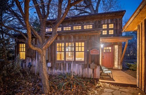 Moab House | Creekside Guest Cottage - 61 E 200- 1 Bed
