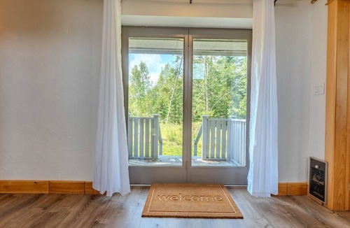 Saint David House | Creekside Hideaway -Oak Bay, NB