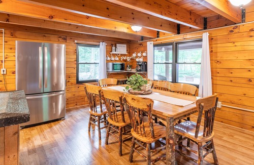 Reedsville Cabin | Creekside Hideaway, sleeps 9-10, gorgeous and private setting.