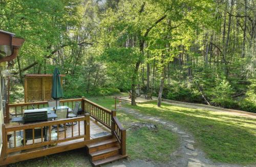 McCaysville House | Creekside Hideaway